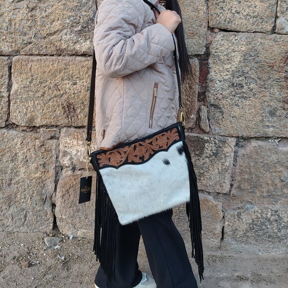 Women Hand-Tooled Hair-On Shoulder Fringe Bag - Picture 3 of 10
